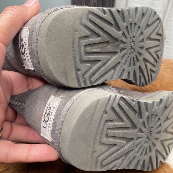 Womens UGG winter boots size 6 check them out very nice thanks 🙏 - Picture 8 of 12